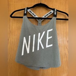 Nike Crop Top Tank